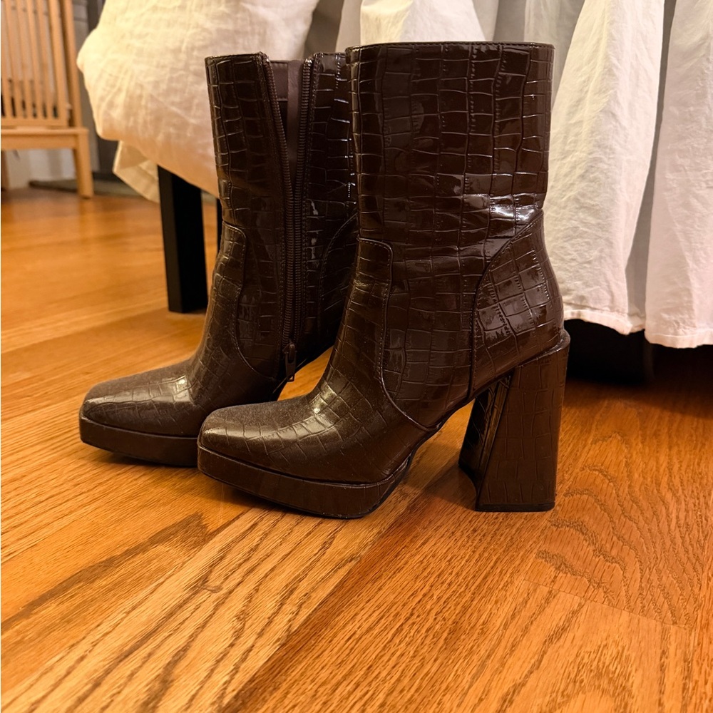 Forever 21 Chocolate Croc-Pattern Heeled Boots